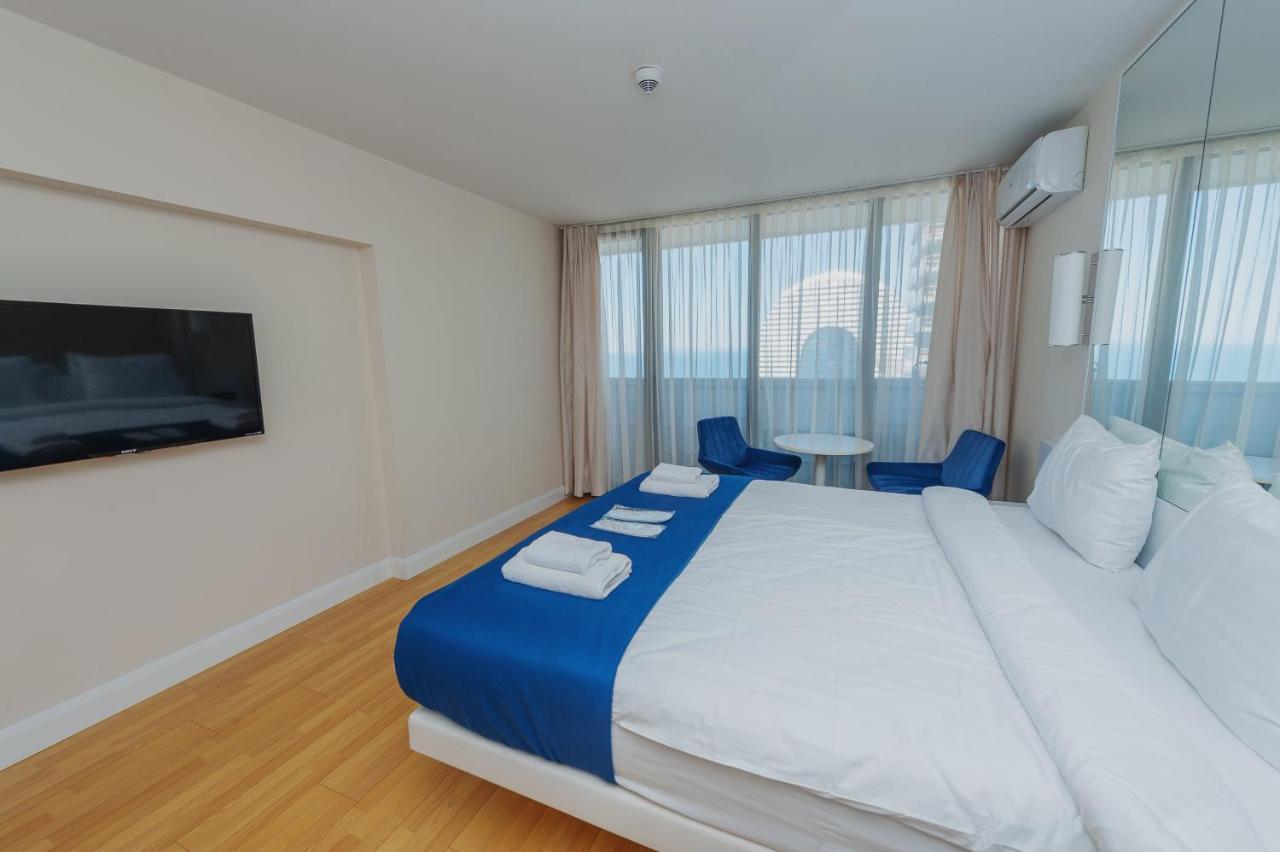 Aparthotel ~ Orbi City ~ Батуми Экстерьер фото