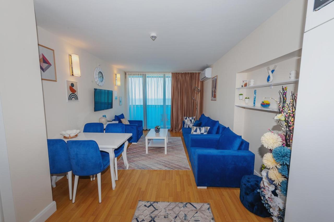 Aparthotel ~ Orbi City ~ Батуми Экстерьер фото