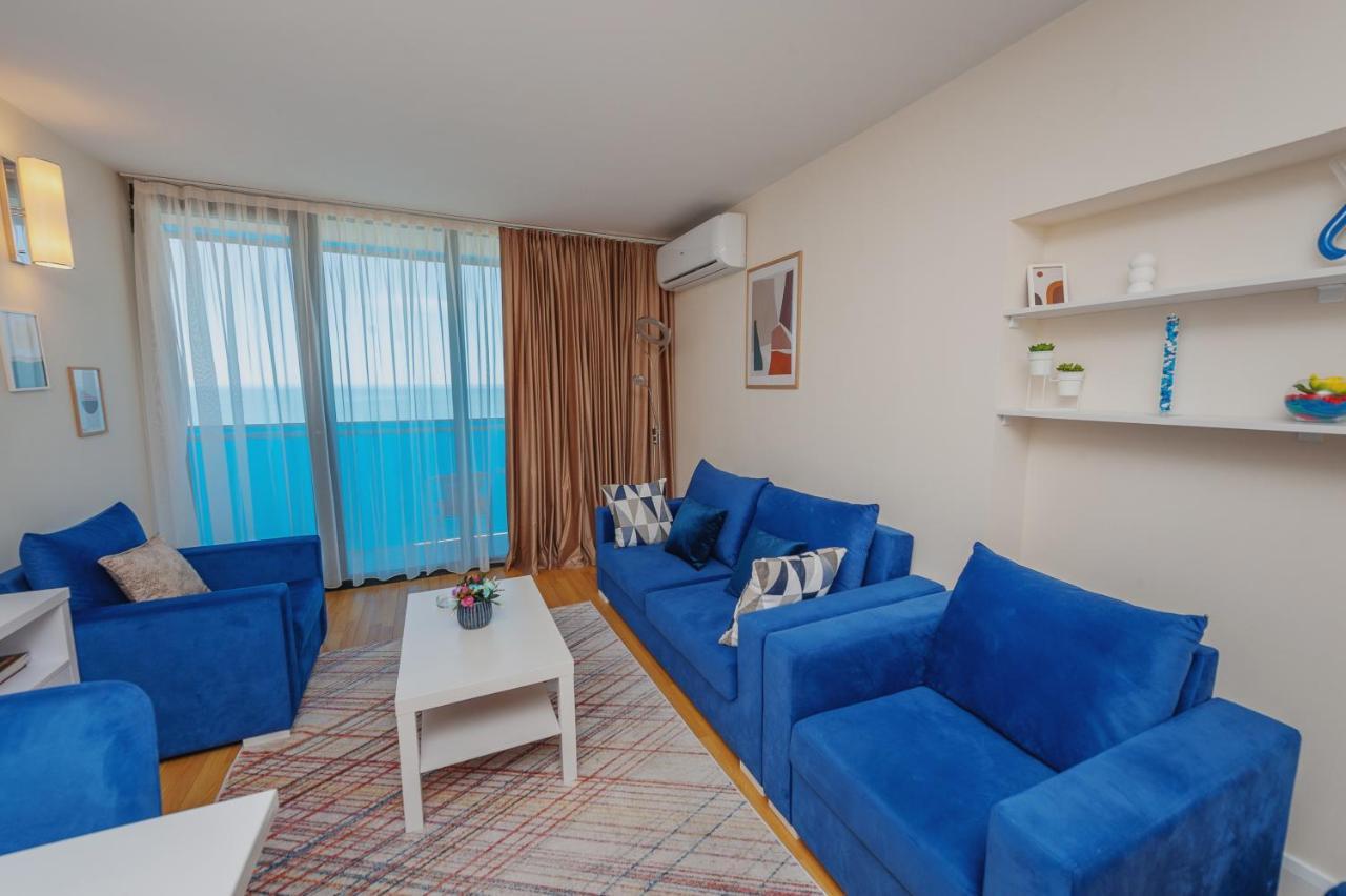 Aparthotel ~ Orbi City ~ Батуми Экстерьер фото