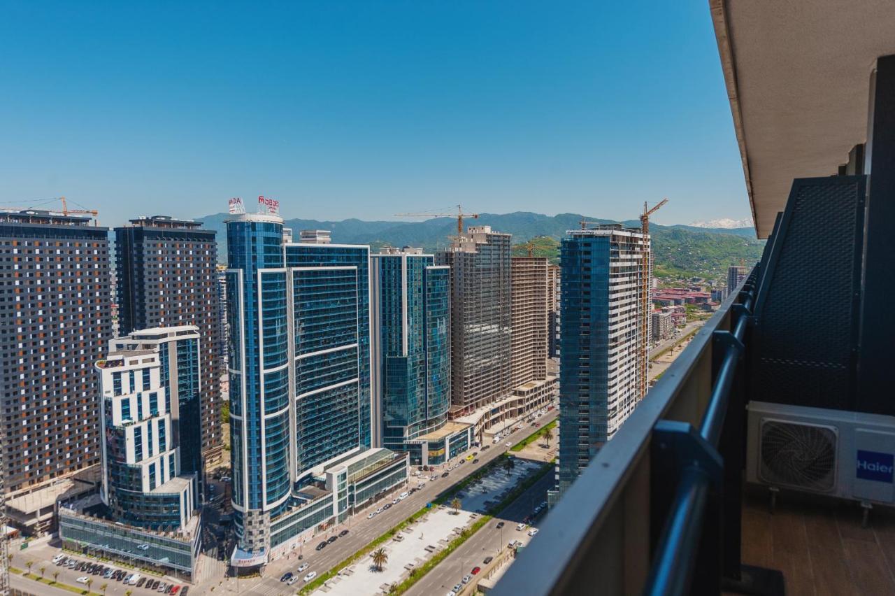 Aparthotel ~ Orbi City ~ Батуми Экстерьер фото
