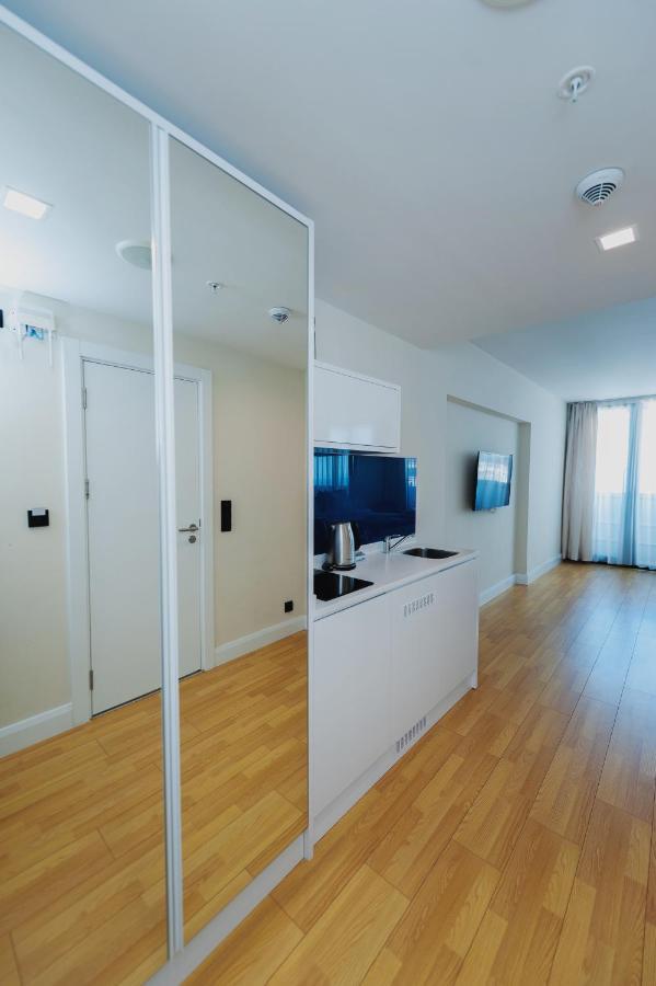 Aparthotel ~ Orbi City ~ Батуми Экстерьер фото